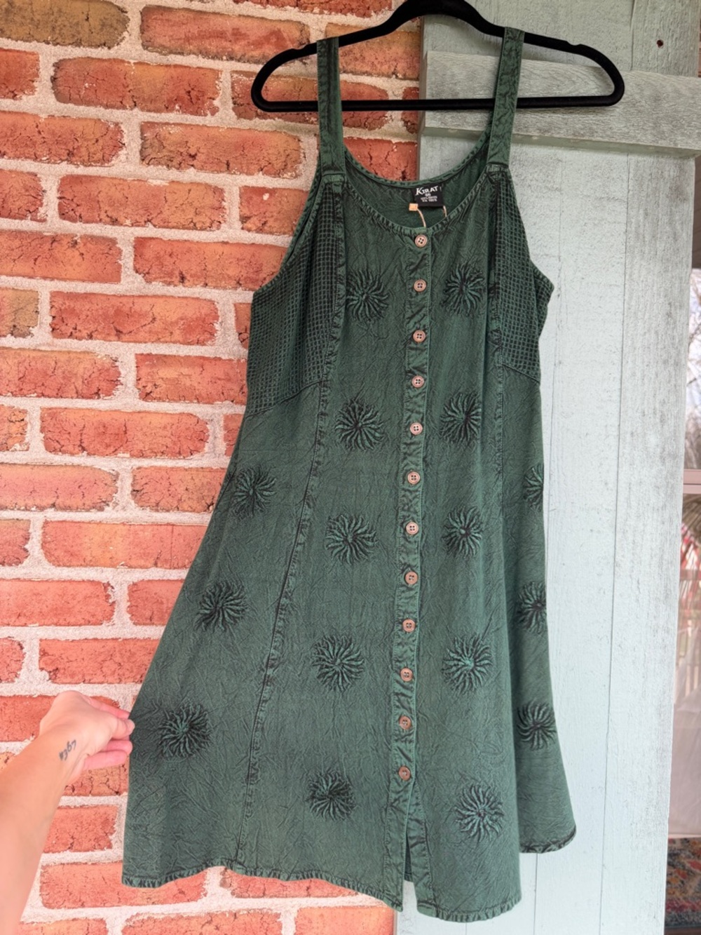 Kirat Green Button-Front Floral Embroidered Dress with tie back detail